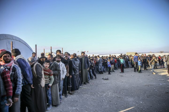 Эрдоган пригрозил открыть двери для беженцев в Европу