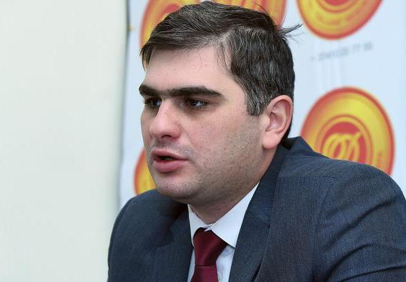 Իշխանությունը միայն վարդագույն ակնոցով է նայում տնտեսական ցուցանիշներին. Սուրեն Պարսյան (տեսանյութ)