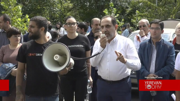 Ինչպես Լևոնը փախավ, այնպես էլ Նիկոլն է փախնելու. Արամ Հարությունյան (տեսանյութ)