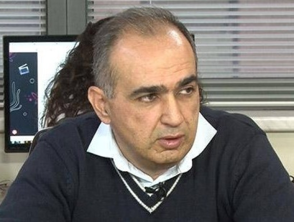 Պատուհանից նայող ապշահար անասուններին ոչ ոք չէր նկատել