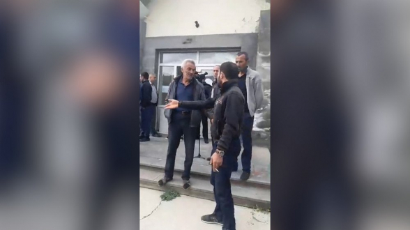 Հանք բացելով կյանք չեն տա. լարված իրավիճակ Վարդահովիտ գյուղում