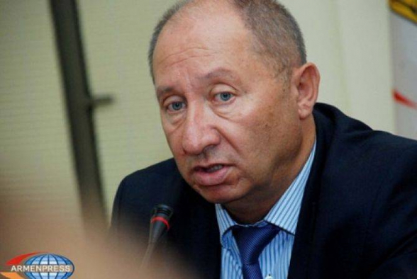 Հենրիկ Նավասարդյանն ազատվել է Երևանի քաղաքապետարանի տրանսպորտի վարչության պետի պաշտոնից