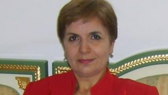 Երբ պաշտոնն ամեն ինչ է, մունդիրի պատիվը` ոչինչ