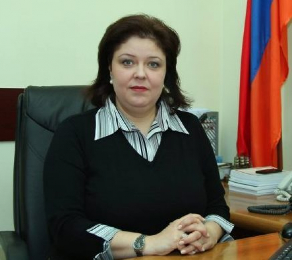 Զարուհի Նախշքարյան․