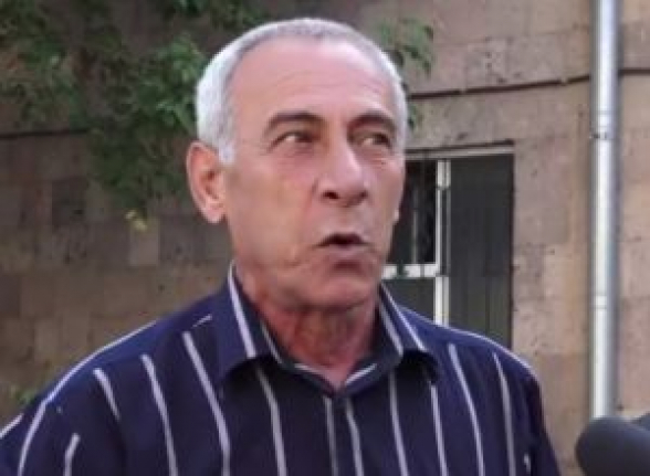 «Մարզպետ, կերած-խմածդ քթիցդ կբերեմ, ողնաշարդ կջարդեմ». Փոխգնդապետի հայրը` մարզպետին