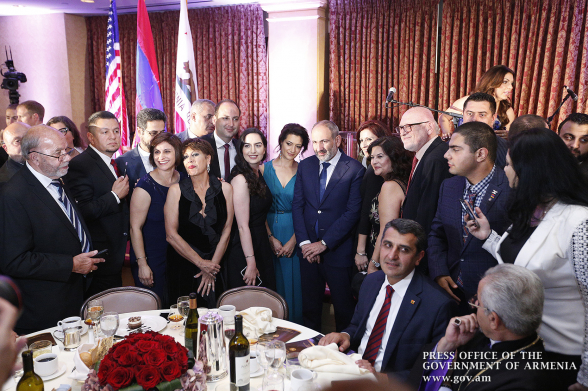 Մինչև Փաշինյանի մեկնելը ԱՄՆ-ում հայկական շրջանակներն զբաղված են եղել նրա մասնակցությամբ ճաշկերույթի տոմսերի վաճառքով․ «Փաստ»