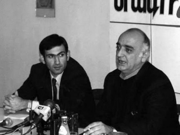 Никол идет путем своего финансового и политического отца Вано