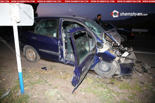 Սևանի «գյաի պոստի» հարևանությամբ Renault Megane-ը մխրճվել է Lexus-ի մեջ. վերջինս էլ բախվել է երկաթե արգելապատնեշին. կա 1 զոհ, 2 վիրավոր (տեսանյութ)