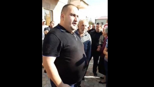 Համայնքապետը պահանջում է Արարատի մարզպետի հրաժարականը (տեսանյութ)