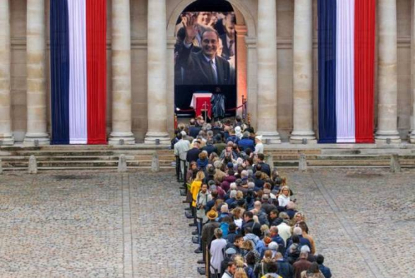 Փարիզում Ժակ Շիրակի հիշատակի արարողությունն է (տեսանյութ)