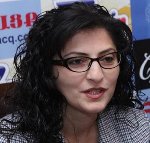 Լուսինե Սահակյան․