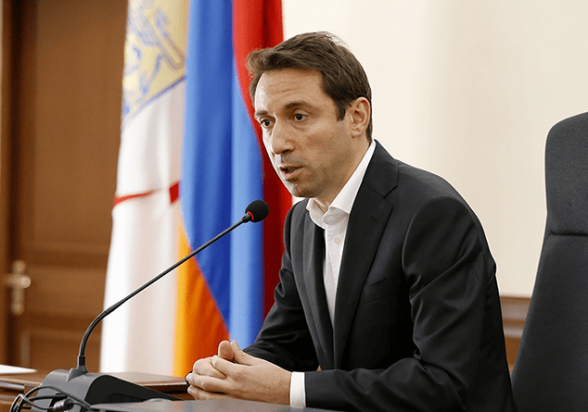 Мэр Еревана Айк Марутян разорвал контракт с компанией «Санитек» (видео)