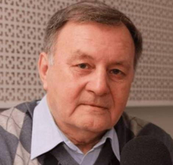 Станислав Тарасов