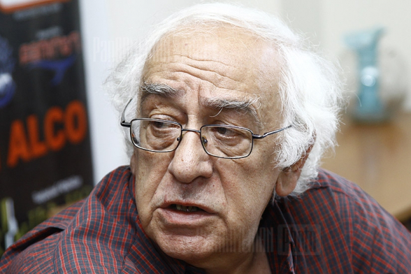 Ի՞նչ եք անում՝ երկիրը վերադարձնում եք Լևոն Տեր-Պետրոսյանի օրե՞ր. Հակոբ Ավետիքյանը՝ «Հայելի» ակումբի դեմ ոտնձգության մասին (տեսանյութ)