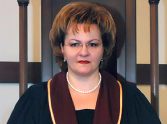 «ՍԴ դատավորը հաշվետու չէ որևէ մեկին, այդ թվում` պարտավոր չէ որևէ բացատրություն տալ». Արևիկ Պետրոսյան