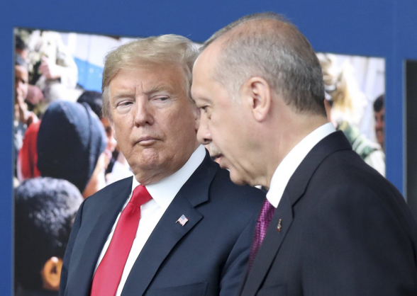 Эрдоган ответил Трампу на критику операции в Сирии