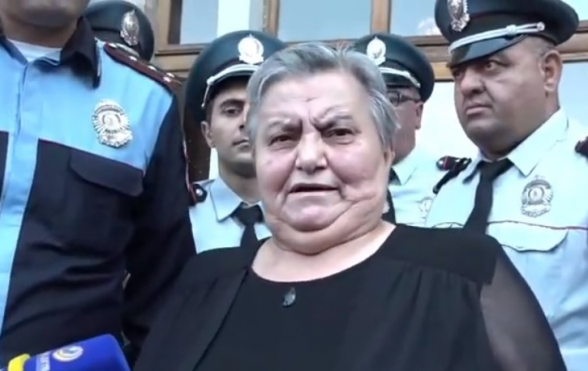 Կառավարության դիմաց բողոքի ակցիաներ են (տեսանյութ)