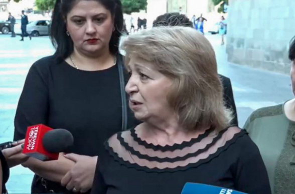 Տուրիստական գործակալությունից տուժած քաղաքացիներին մինչ օրս չեն վերադարձվել գումարները. նրանք կառավարությունից օժանդակություն են պահանջում (տեսանյութ)