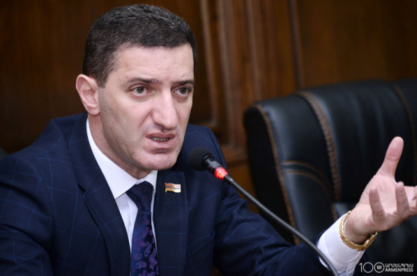 Ճիշտ կլինի՝ իշխանությունը հարգի ՍԴ-ի հեղինակությունը և ճնշում չգործադրի. Գ. Պետրոսյանը՝ Հ. Թովմասյանի լիազորությունների դադարեցման դիմումը վարույթ ընդունելու մասին