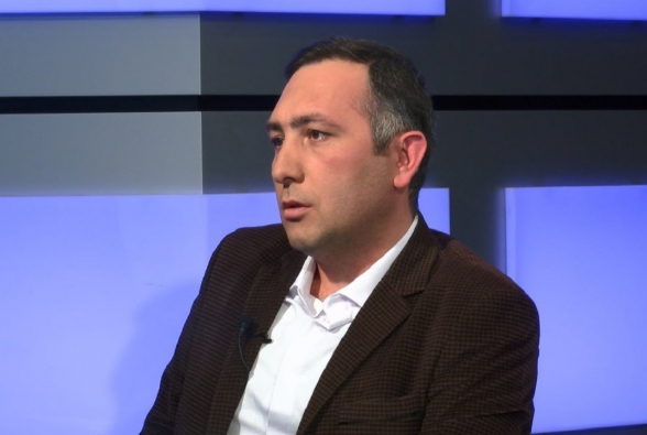 Չկա ու չի եղել Հայաստանում իշխանություն, որն այսքան անպատվաբեր ձևով խաղա պետական կառույցների, իշխանության հեղինակության հետ