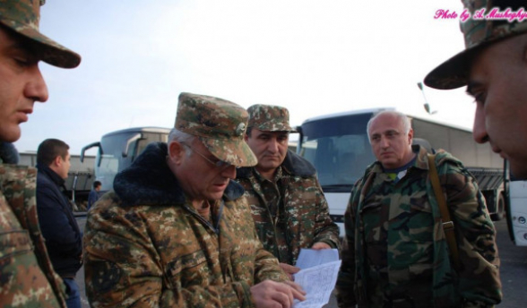 Տասնյակ ազատամարտիկներ շտապ կարգով մեկնել են Արցախ․ «Ժողովուրդ»