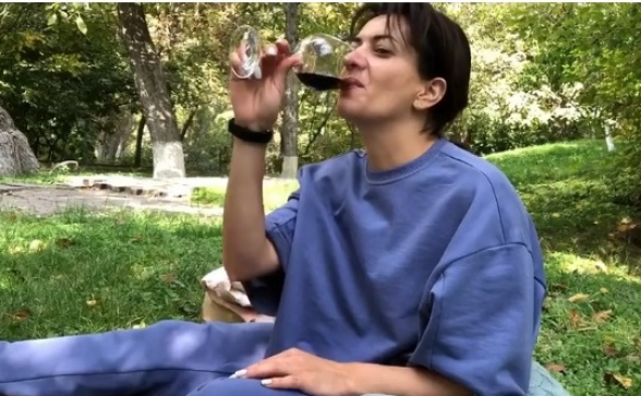 Փաշինյանը տիկնոջ, Արփիի և Չալոյի հետ տեսանյութ է հրապարակել