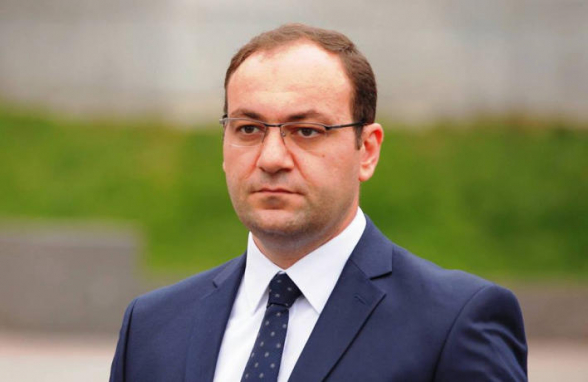 Задержан бывший замглавы аппарата НС Арсен Бабаян