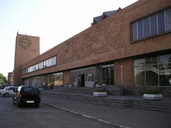 Գյումրիում գնացքները չեն շահագործվում, գնացքավարները բողոքի ակցիա են իրականացնում` աշխատավարձի ավելացման պահանջով