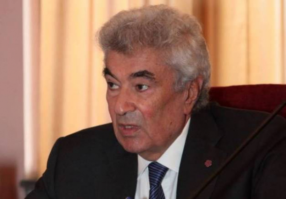 Ցավն այն է, որ իրավաբաններից ոմանք սկսեցին դատարաններ շրջափակելը համարել ժողովրդավարության դրսևորում