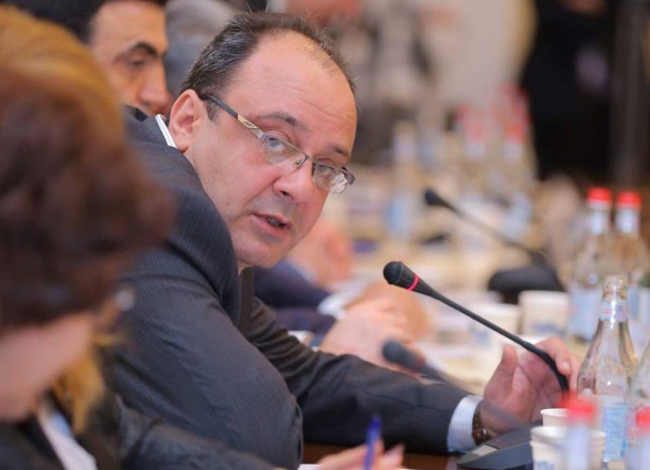 Նապաստակ նկարելու նուրբ արվեստը