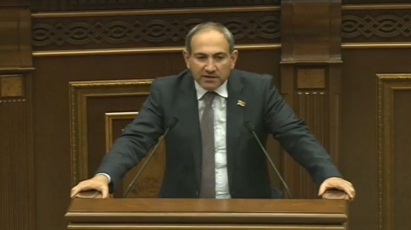 Մարդիկ բարկացած են, որ իրենց էշի տեղ են դնում, որ նույն երևույթի մասին կարելի է երկու հակադիր կարծիք արտահայտել (տեսանյութ)