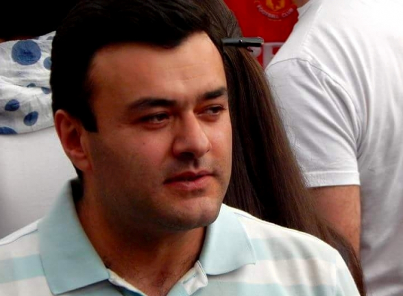 Երկրի ղեկավարի խոսնակը խոսելուց առաջ կարիք ունի մտածելու