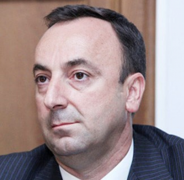 Грайр Товмасян