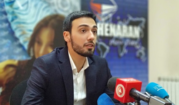 Մանդատից հրաժարականի դիմումը չի կարող լինել այլ փաստաթղթի ձևով. Արամ Վարդեւանյանը արձագանքում է