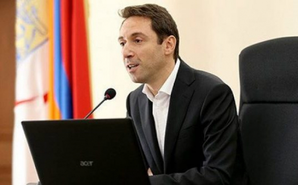 Երևանի քաղաքապետարանում քննարկվում է հունվարից աշխատակազմի աշխատավարձերը բարձրացնելու հարցը․ «Հրապարակ»