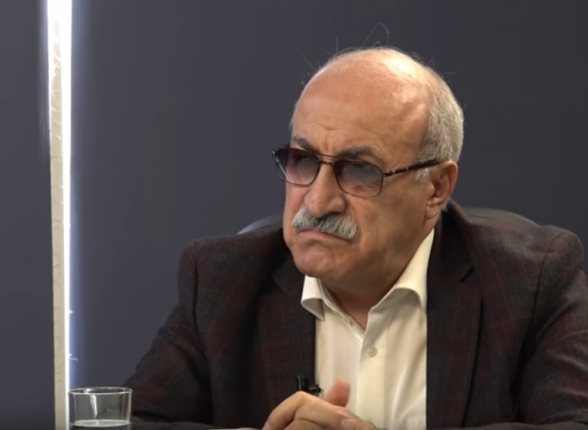 Հոկտեմբերի 27-ին Վազգեն Սարգսյանը միայնակ էր նստած, ինչը շատ զարմանալի էր. Խոսրով Հարությունյան (տեսանյութ)