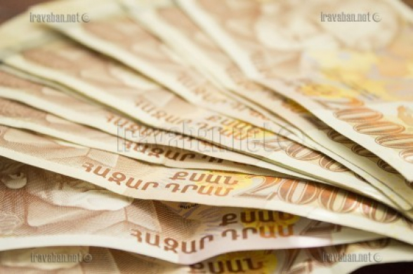 Между высшим руководством и «низшим звеном» министерств возник барьер - «Грапарак»