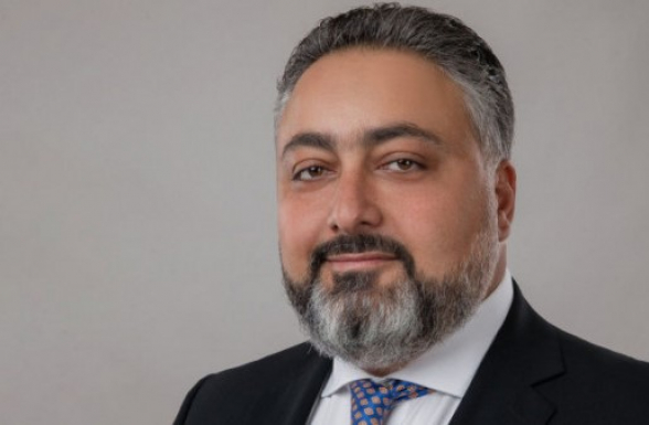 Նախքան հրաժարական տալը Վիկտոր Մնացականյանին քաղաքապետը գրավոր նկատողություն էր տվել