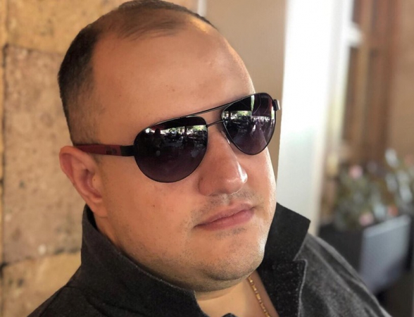 Ատելության կուսակցության տղաներին և աղջիկներին հրահանգավորված է «փրկել» Արայիկ Հարությունյանին