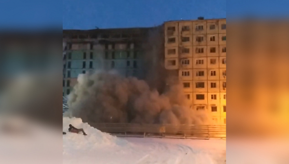 Момент обрушения 9-этажного дома в Норильске попал на видео