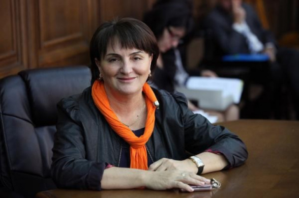 Քանի դեռ ձեր շեֆը չի ասել՝ ինչ անել, դուք ոչինչ չեք անելու