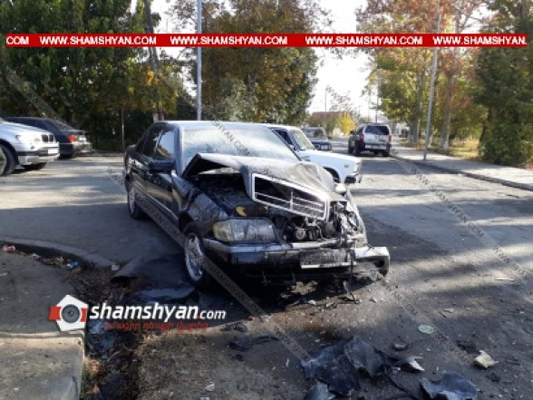 Արմավիրի մարզում բախվել են Mercedes-ն ու ՊՆ հաշվեկշռում գրանցված մարդատար ավտոբուսը