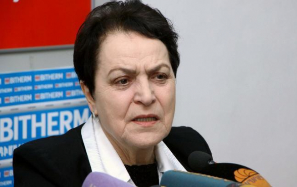 «Դա խուլիգանական խումբ է. իշխանությունները պետք է խորը մտածեն՝ ովքեր են իրենց հենարանը». Լարիսա Ալավերդյան (տեսանյութ)