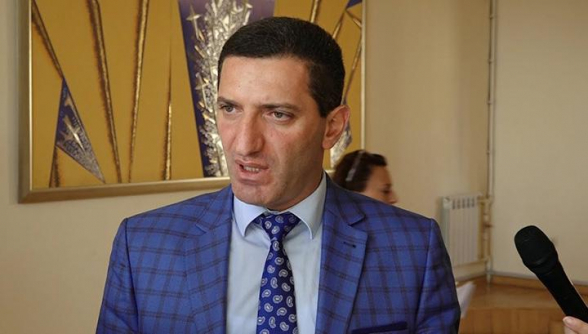 Բա ո՞ւր մնաց ժողովրդի ձայնը, բա ասում էիք՝ ժողովուրդն է կառավարելու երկիրը