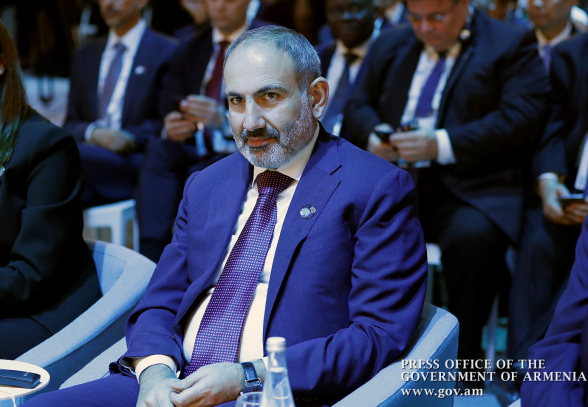 Նիկոլ Փաշինյանին կատարելապես հակացուցված է արտահայտվել կամ բանակցություններ վարել անգլերենով (տեսանյութ)