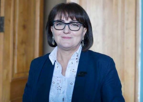 Մի գրիչ թող ամեն դեպքում պատրաստ պահի իր իսկ հրաժարականը գրելու և ստորագրելու համար