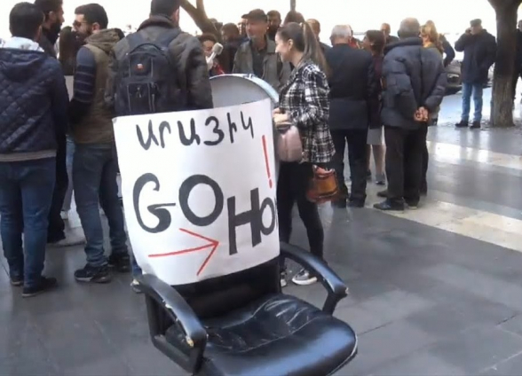 Մտավորականների կոչը՝ սատարել ընդվզող երիտասարդներին