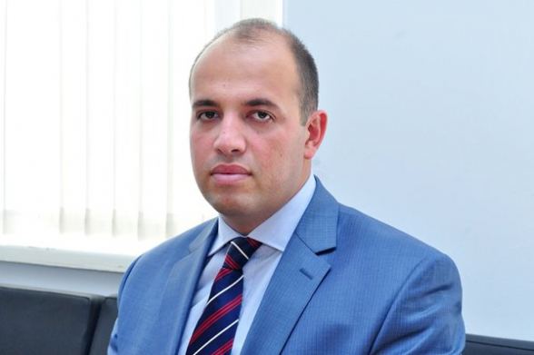 Լափամանից սնված, լափ կերած ու հիմա էլ պետական ռեսուրսներ լափողը հենց ինքը՝ Փաշինյանն է