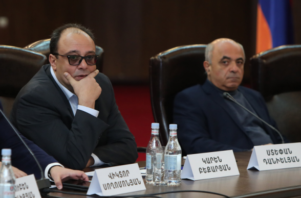 Վարչապետը բոլոր եղանակներով ուղերձ է հասցնում, որ չի ցանկանում Արցախի խնդրի կարգավորման համար պատասխանատվություն կրել. Կարեն Բեքարյան (տեսանյութ)