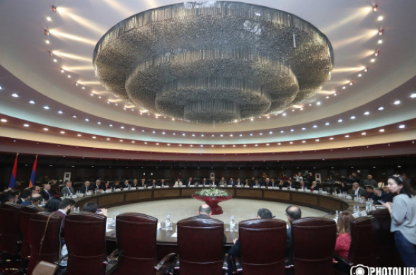 Գող` սիրտը դող կամ «արջը վախից է գոռում»